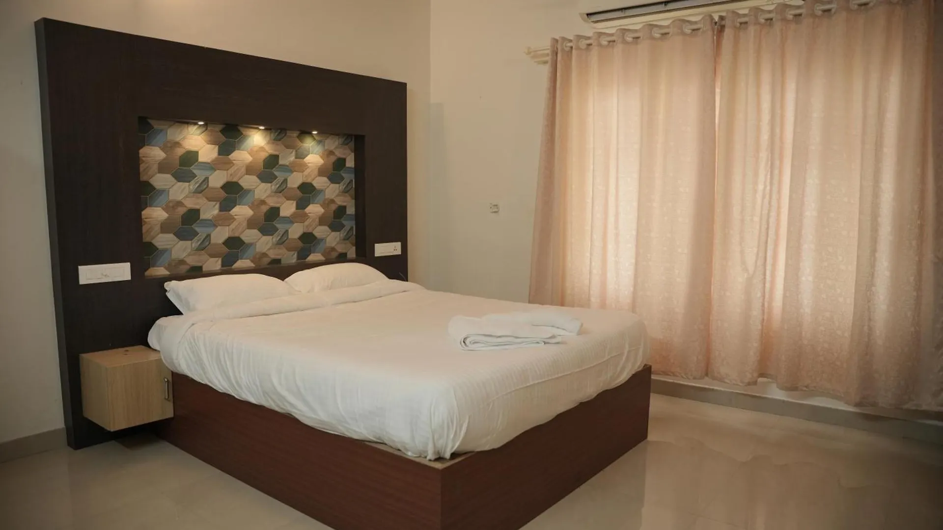 Hostel Course Of Life Alleppey Alappuzha India