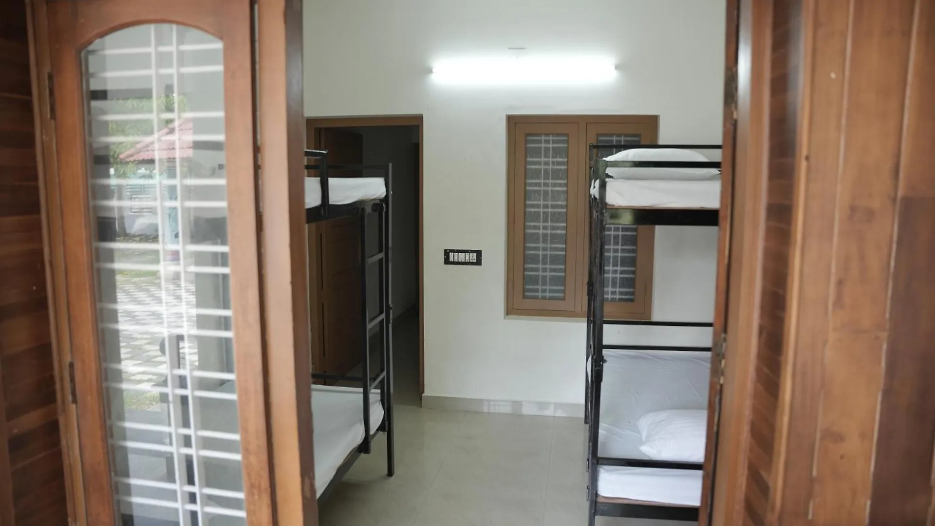 Hostel Course Of Life Alleppey Alappuzha India